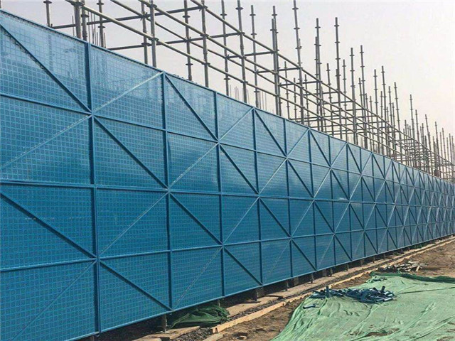 新型智能全钢提升架爬架网 建筑安全与效率的革新