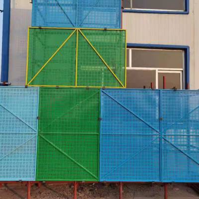 灰色冲孔爬架网 高层建筑安全防护的耐用之选